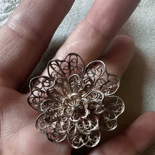 Spilla vintage fiore filigrana
